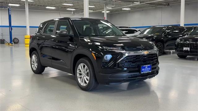 new 2025 Chevrolet TrailBlazer car, priced at $23,025