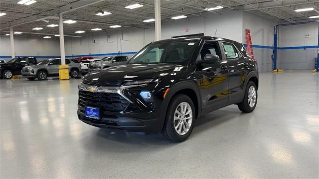 new 2025 Chevrolet TrailBlazer car, priced at $23,025