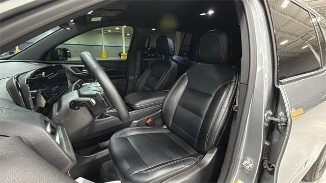 used 2024 Chevrolet Traverse car, priced at $38,199