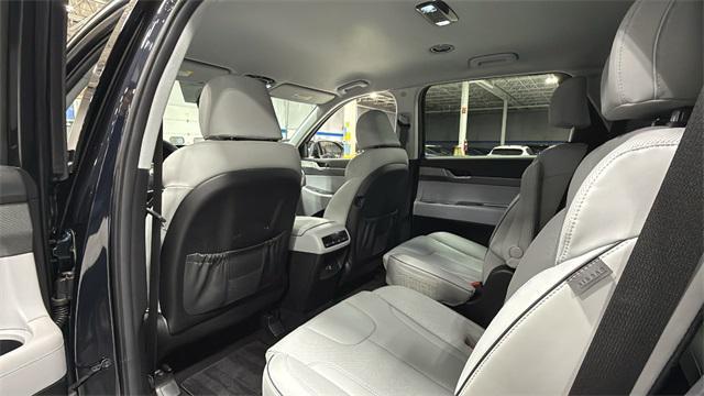 used 2024 Hyundai Palisade car, priced at $35,788