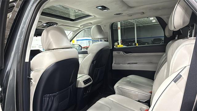 used 2023 Hyundai Palisade car, priced at $47,199