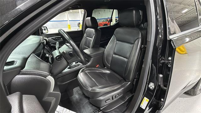 used 2022 Chevrolet Traverse car, priced at $29,799