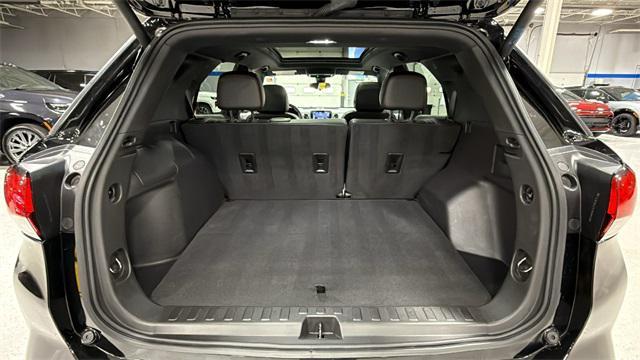 used 2024 Chevrolet Equinox car, priced at $31,000