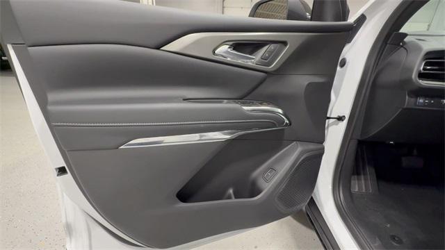 new 2026 Chevrolet Traverse car, priced at $43,086