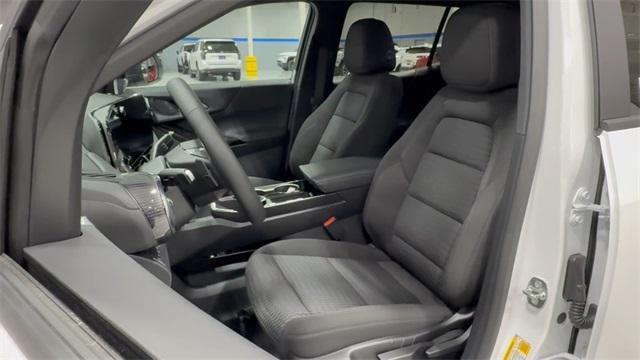 new 2026 Chevrolet Equinox car, priced at $31,699