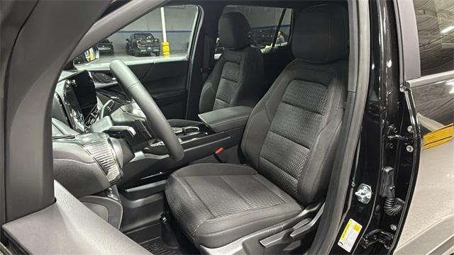 new 2026 Chevrolet Equinox car, priced at $28,575