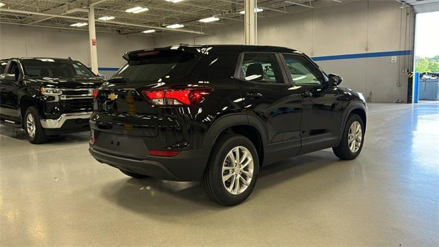 new 2025 Chevrolet TrailBlazer car, priced at $23,025