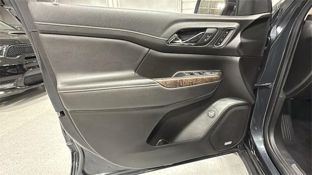 used 2023 GMC Acadia car, priced at $39,379