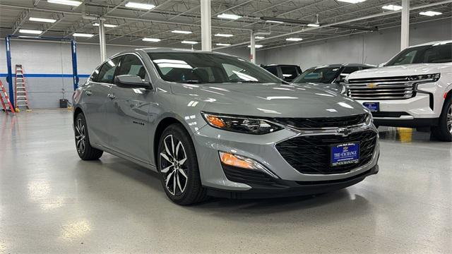 new 2025 Chevrolet Malibu car, priced at $27,101