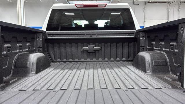 new 2025 Chevrolet Silverado 1500 car, priced at $50,673
