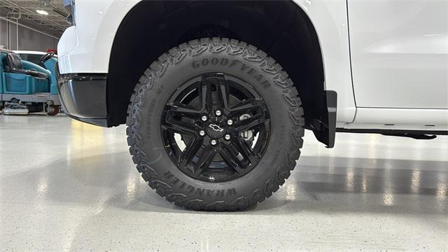 new 2025 Chevrolet Silverado 1500 car, priced at $50,673