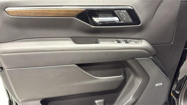 new 2025 Chevrolet Tahoe car, priced at $86,260