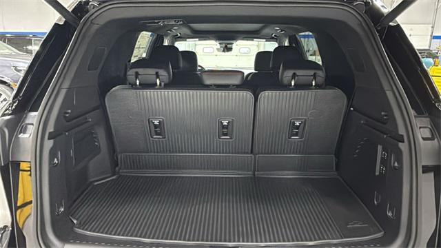 new 2026 Chevrolet Traverse car, priced at $58,270