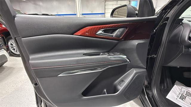 used 2024 Chevrolet Traverse car, priced at $47,199