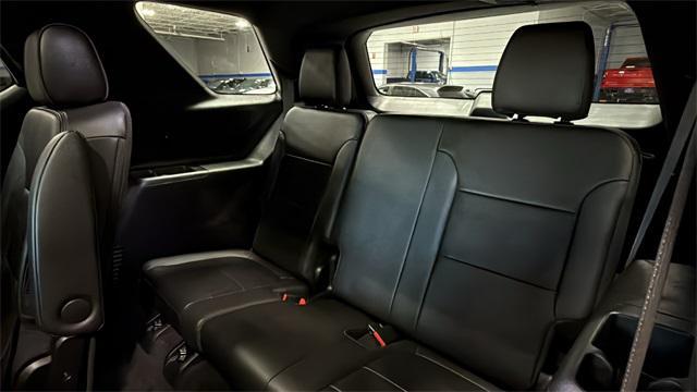 used 2023 Chevrolet Traverse car, priced at $41,293