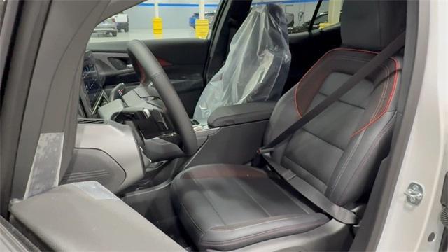 new 2025 Chevrolet Equinox EV car, priced at $39,985
