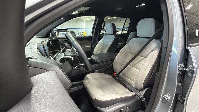 new 2025 Chevrolet Traverse car, priced at $40,995
