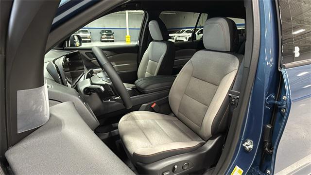 new 2025 Chevrolet Traverse car, priced at $41,595