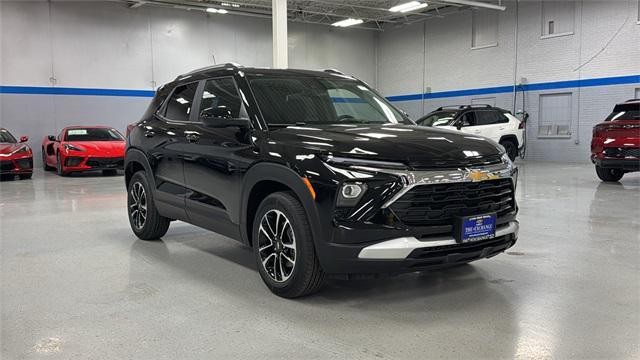 new 2025 Chevrolet TrailBlazer car, priced at $26,676