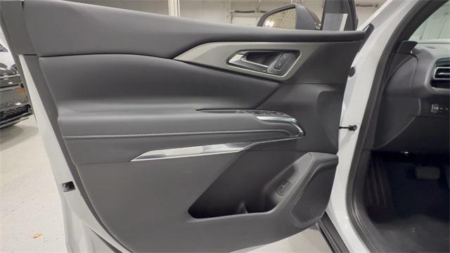 new 2026 Chevrolet Traverse car, priced at $43,695