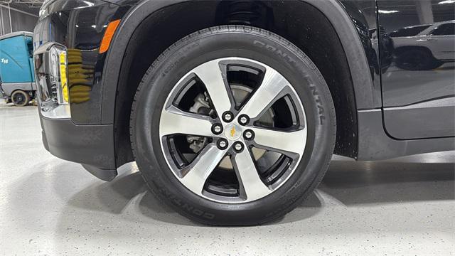 used 2023 Chevrolet Traverse car, priced at $38,199