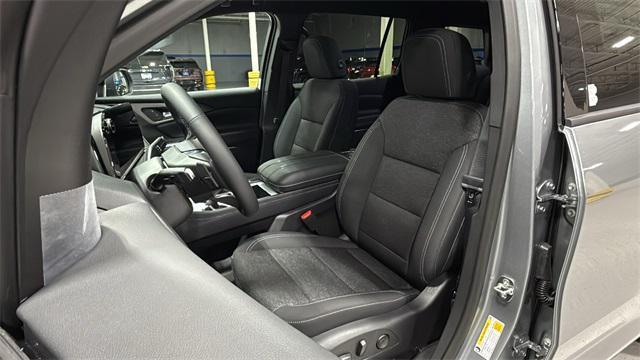 new 2026 Chevrolet Traverse car, priced at $44,651