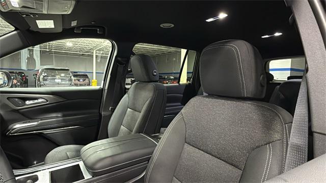 new 2026 Chevrolet Traverse car, priced at $44,651