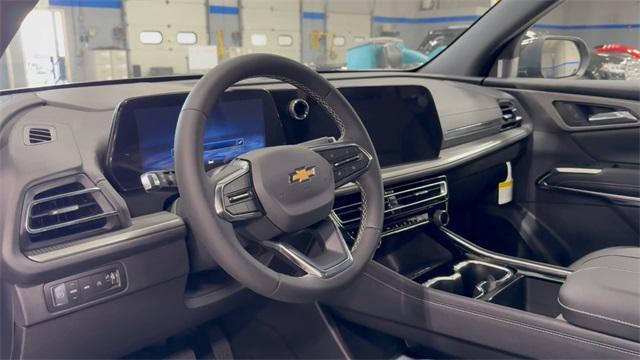 new 2026 Chevrolet Traverse car, priced at $44,010