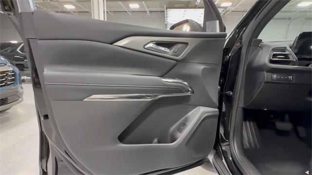 new 2026 Chevrolet Traverse car, priced at $44,010