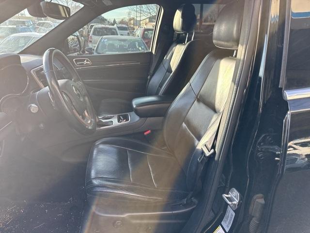 used 2017 Jeep Grand Cherokee car, priced at $15,590