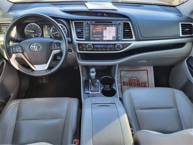 used 2016 Toyota Highlander car, priced at $20,940