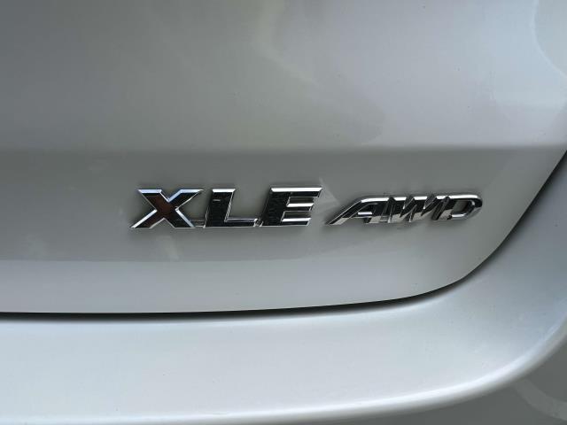 used 2019 Toyota Highlander car, priced at $27,559