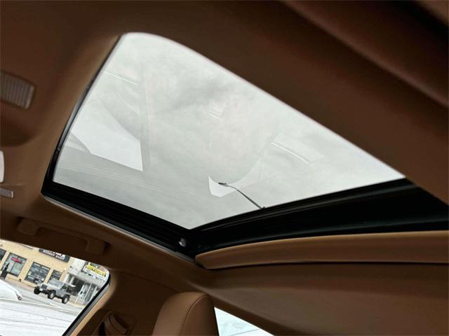 used 2022 Lexus ES 350 car, priced at $35,000