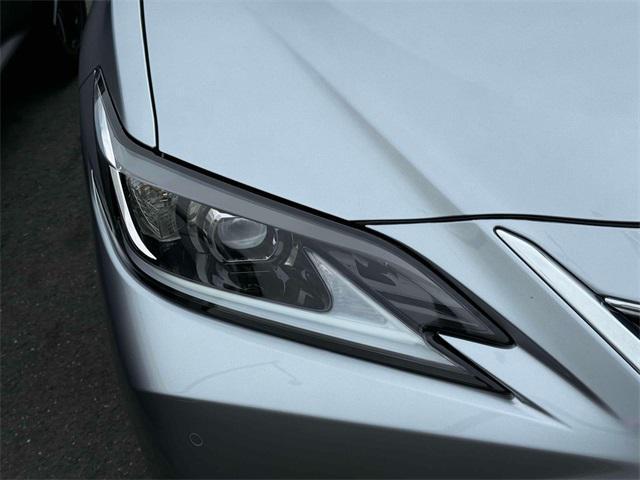 used 2022 Lexus ES 350 car, priced at $35,000