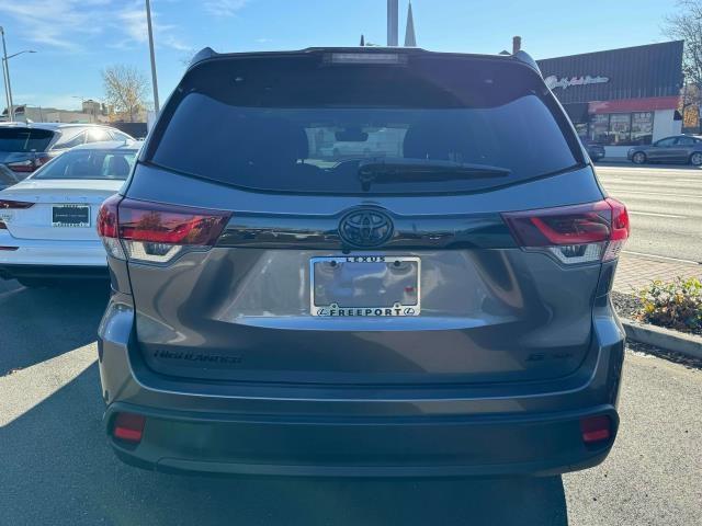 used 2019 Toyota Highlander car, priced at $26,000