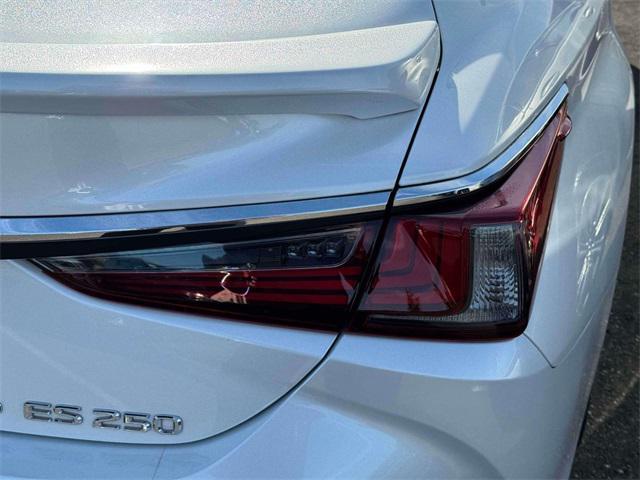 used 2024 Lexus ES 250 car, priced at $34,500