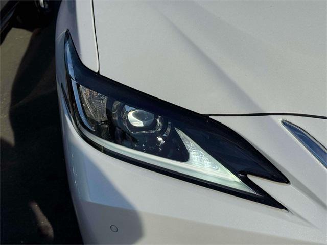 used 2024 Lexus ES 250 car, priced at $34,500