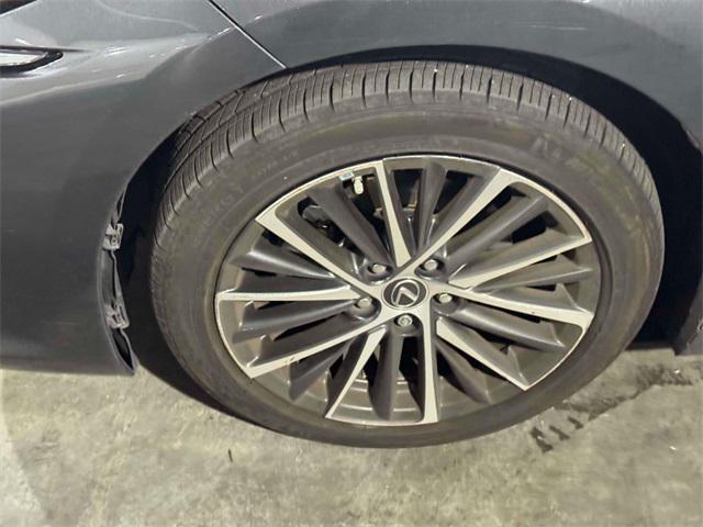 used 2023 Lexus ES 350 car, priced at $37,000