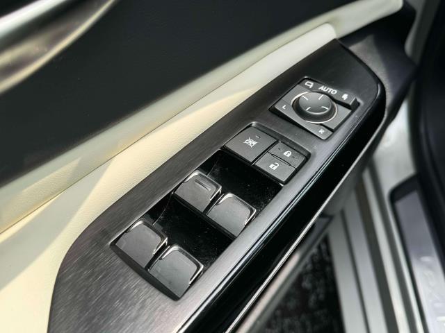 used 2022 Lexus ES 350 car, priced at $37,000