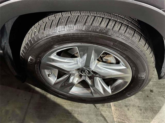 used 2017 Toyota Highlander Hybrid car, priced at $26,500