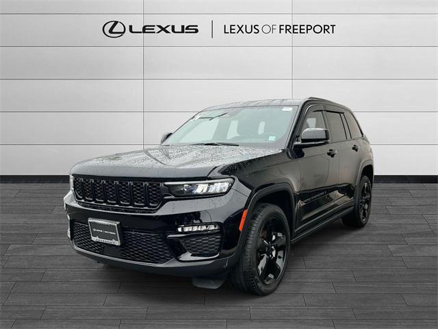 used 2024 Jeep Grand Cherokee car, priced at $38,000