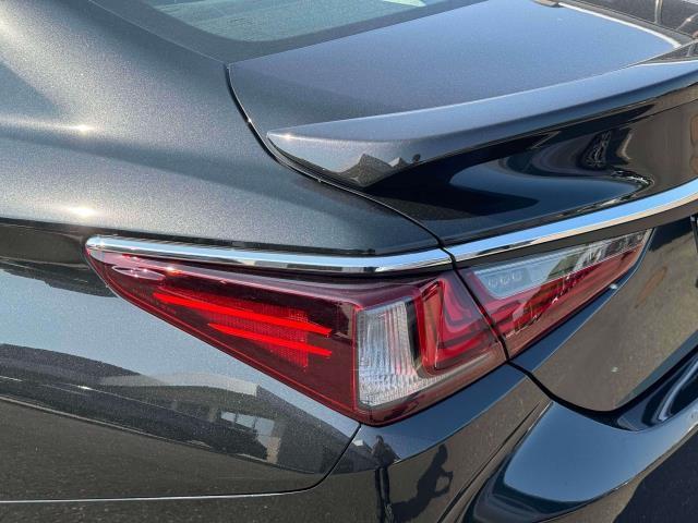used 2022 Lexus ES 350 car, priced at $37,500