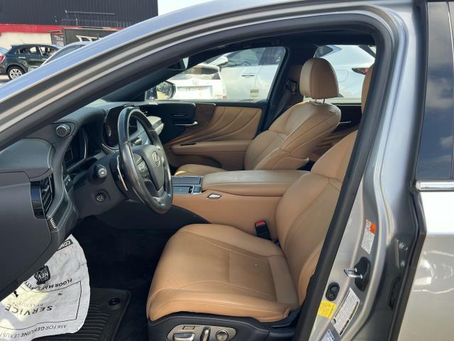 used 2022 Lexus LS 500 car, priced at $62,000