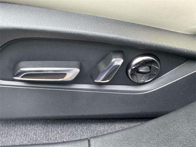 used 2024 Acura RDX car, priced at $44,500