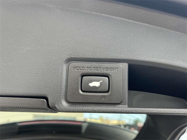 used 2020 Acura RDX car, priced at $27,000