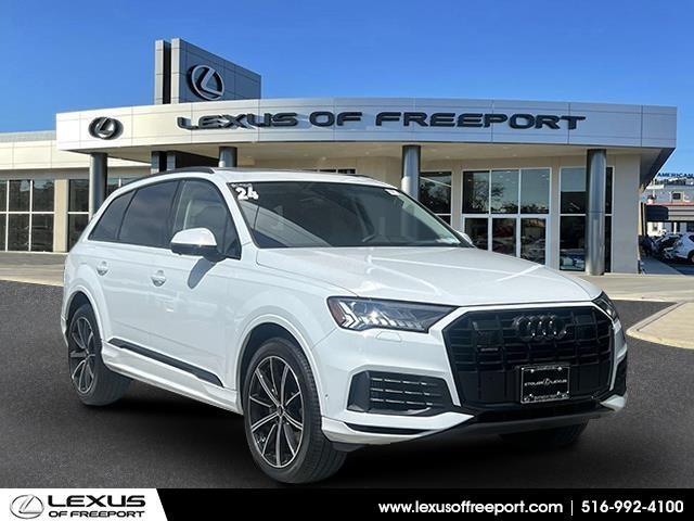 used 2024 Audi Q7 car, priced at $60,000