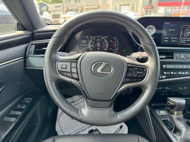 used 2022 Lexus ES 350 car, priced at $34,000