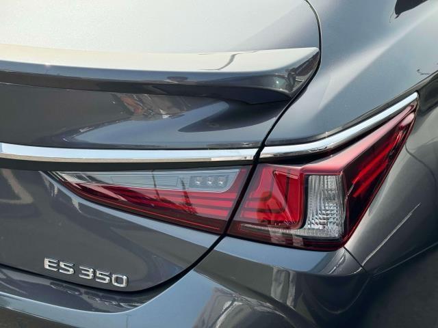 used 2022 Lexus ES 350 car, priced at $34,000