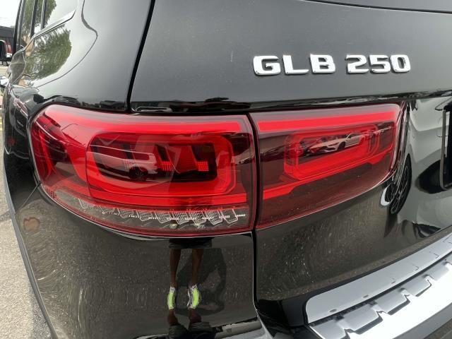 used 2022 Mercedes-Benz GLB 250 car, priced at $31,500