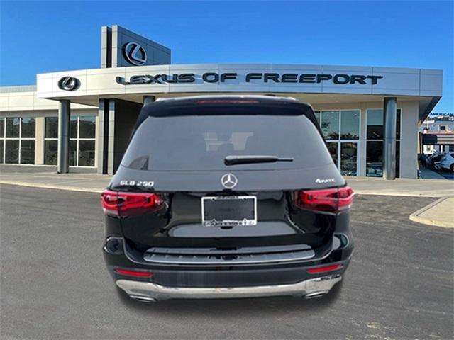 used 2022 Mercedes-Benz GLB 250 car, priced at $31,500